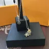 Femmes hommes lettre voiture pendentif collier avec boîte cadeau exquis unisexe bijoux charme à la mode personnalité colliers Hip Hop chaîne