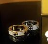 مصمم نساء حلقة يهودية أزياء عرضية عالي الجودة العلامة التجارية و Gold Sier Letters Classic Mens Diamnond Rings لـ 3393