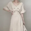 Korejpaa Kobiety Dress Summer Korean Moda Chic Elegancka Głęboka Neck Podwójna Klamra Talii Bubble Sleeve Casual Długie sukienki 210526