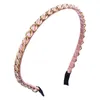 Europeisk och USA Fashion Girls Hair Hoops Twisted Link Crystal Headbands för kvinnor Partihandel Hairs Tillbehör