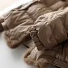 Fitaylor Hiver Femmes Réel Col De Fourrure 90% Blanc Duvet de Canard Veste Dames Chaud Puffer Manteau Femme Vintage Bouton Épais Parkas 211013