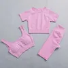 2/3 pezzi Set da yoga senza soluzione di continuità Completo sportivo Manica corta Crop Top Pantaloncini a vita alta Palestra Fitness Allenamento Abbigliamento Abbigliamento sportivo da donna 210802