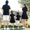 Moda Família Família Outfits Mamãe Daddy e Me Roupas Mãe Filha Vestido Verão T-shirt 210521