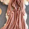 Robe trapèze imprimée à col en V et manches bouffantes pour femmes 210615