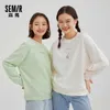 Semir Fake Two-Piece Sweatshirt Kvinnor Plus Velvet Höst och Vinter Korta Trendiga Fashion Stacking Top Ladies Candy Hoodies 210909