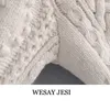 Wesay Jesi Kvinnors Vår Strikkad Cardigan Kvinnor Sweater Tjock Look Lantern Sleeve Pearl Button Short Sweet And Lazy Style 210805