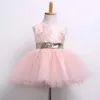 Nouveaux prix filles robe enfants bébé fille paillettes Boknot fête filles robes robe de bal robes Costume Q0716