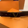 Hight Quality V Bälte för män Kvinnor Big Buckle Luxurys Designers Lady Waistband Bälten Cowhide Mens Belt Ceinture med Box D2112272Z