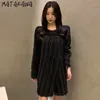 Matakawa Trójwymiarowa kobieta Sukienka Korea Chic Okrągły Neck Vestidos Broda i Fringe Split Nieregularny Femme Robe 210513