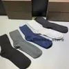Designers Mens Womens Socks Fem Par Lyxig sport Vinter Mesh Letter Tryckt Tiger Head Sock Broderi Bomull med låda Tjtgj