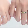 Womens Rings Kristall Schmuck Natürliche Glatte Six Klaue Männer Damen Silber Paar Ring Einstellbare Einfache Hochzeits-Cluster für weibliche Bandstile