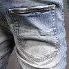Calças jeans masculinas skinny fit com painel e elástico em azul 295C