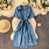 Neploe Vintage Denim Causal Ol Sukienka Kobiety Wysoka Talia Hip Sashes A Line Długie Vestidos Wyłącz Kołnierz Krótki Rękaw Przycisk Robe 210423