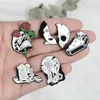 Punkowa trumna CKULL BRAOCH PINS Enamel Lapel Pin for Women Men Top Dress Cosage Fashion Jewelry Will and Sandy