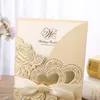 Lasergesneden trouwkaarten afdrukken kaarten met vergulde bloemen harten gepersonaliseerde bruiloft