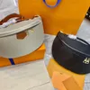 أعلى جودة النساء الرجال crossbody حقائب الخصر حمل أزياء مجانية الشهيرة السفر في الهواء الطلق النقش كتف حقيبة محفظة الفاخرة حقائب اليد جلد طبيعي المتشرد حقيبة يد