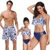 Bikini Beach Shorts Mamma mig Kläder Baddräkt Mom Outfits ser mor och dotter familjen matchande badkläder 210417