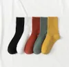 Großhandel Mode Designer Socken Männer Frauen Cartoon Fuchs Astronauten Stickerei Drucken Feste Farbe Kämmte Baumwollstrümpfe Winterkomfort Dicke Halten Sie Warm Socke