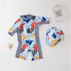 2021 Babyjongen Badmode met Cap Suit Surfing Wear Shark Swimming Baby Peuter Kinderen Kinderen Zonnebrandcrème Strand Badpak