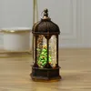 Decorazione natalizia Lanterna esagonale interna iniezione d'acqua piccola lampada a olio lampada a vento portatile Ornamento natalizio luminoso a LED