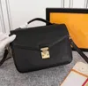 Lyx Designers väskor Crossbodys Handväska Damer Messenger Väskor Läder METIS Elegant Shoulder Crossbody Bag Shopping Tote