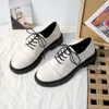 Beige Wit Kantoor Dames Oxford Schoenen Vrouwen Gesloten Teen Mode Platform Schoenen Klassieke Black Lace Up Loafers PU Lederen Flats Y0907