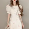 Robe d'été Kawaii Broderie Manches courtes Femmes Vintage A-Line White Beach Sundresses Vêtements 210515