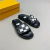 Projektant Luxury Waterfront Suwak Sandały Mężczyźni Kobiety Gumowe Slide Luksusowe Designer Sandals Slajdy Wysokiej jakości Sandal Causal Buty z pudełkiem