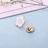 Beaux fleurs de cerisier fleur pastel pastel Email Hard Pin Charm Plant Fleurs Golden Broche Romantique Art Badge Cadeau de bijoux unique