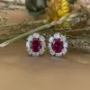 Oevas Vintage% 100% 925 STERLING Gümüş Yaratılan Moissanite Ruby Taş Doğum Taşı Kulak Saplama Küpe Kıvılcım Güzel Takı Hediyeleri