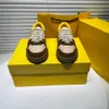Luxury Match Compact chaussures décontractées design sneaker daim beige matériau absorbant les chocs