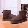 Luxury-Women Snow Boots Winter Boot Classic Mini Ankel Korta Dam Flickor Booties Khaki Triple Black Chestnut Navy Blue Beige Sportskor