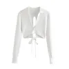 Streetwear Kadınlar Katı Beyaz V Yaka Gömlek Moda Bayanlar Yay Örme Kısa Üstleri Seksi Kadın Chic Backless Bluzlar 210527
