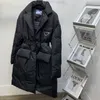 Kvinnor Down Jacket Winter Jackets rockar Lång kappa varm modedesigner Bomber Jacka Parkas med Belt Lady Bomull Ytterkläder Big Pocket