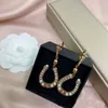 Nouveau conçu U forme demi-rond boucles d'oreilles rétro Bronze perle diamants boucle d'oreille célébrité femme femmes Punk personnalité boucles d'oreilles233H