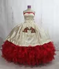 2022 Cavalo lindo Bordado Quinceanera Vestidos Estilo Mexicano Strapless Gold Gold Ball Ball Organza Ruffle Doce 16 Vestido Corset