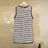 Mode Designer Weave Plaid Wool Tweed Women's Pearls Beading Knappar O Neck Elegant Ärmlös Vest Dress 210416