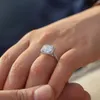 Asscher Kesim 14 K Beyaz Altın 4Ctw DF Nişan Düğün Lab Grown Moissanite Elmas Halo Yüzük Testi Pozitif Kadınlar Için Lüks