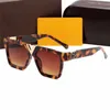 Travel new high-end tide square shape 2371 sunglasses suitable for men and women moisture-proof sunglasses