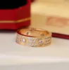 2021 نمط الأزياء الخامس الذهب سحر الفرقة حلقة مع كل الماس للنساء مجوهرات الزفاف هدية لها مربع عادي وختم PS3123A