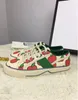 1977 Tennis Freizeitschuhe Luxurys Designer Damenschuh Italien Grün und Rot Web Gummisohle Baumwolle Low Top Herren Sneakers