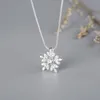 Süße Schneeflocke Halskette Einfachheit Temperament Schlüsselbein Kette Zirkon Blume Anhänger Schmuck Für Frauen Zubehör