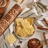 Exquisite Patroon Rolling Pin Houten Embossing Bakken Gereedschap Rendier Deeg Gegraveerde vierkante raster Cookies Mold 210401