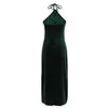 Femmes élégantes Vert Velvet Halter Robe Mode Dames Slim Slit Robes latérales Sexy Femelle Chic Dos Nu Robes 210527