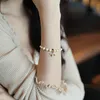 Link Chain 2022 Barock sötvatten Pearl Armband Retro Chic Little Bee Jewelry Personlighet Kvinnor Present Fawn22