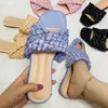 2021 Wholesale Women plus size slippers summer shoes beachwear flat sandals flip flops scuffs beach weaving strap solid color comfortable