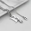 Pendanthalsband Fashion Hip-Hop Titanium Steel Letter B Halsband Rostfri Cold Wind Wild Simple Temperament ClaVicle Chain