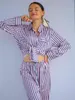 Femmes Sexy Stripes Pyjamas Automne et Hiver Pyjama Ensemble Satin Accueil Nuit Porter Des Vêtements Décontractés Cardigan En Soie À Manches Longues Pjs 211109