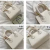 Försäljning Kvinnor Axelväska Små handväskor och Purses Designer Crossbody Väskor för flap Tote Cross Body 220310