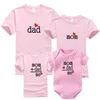 Eşleştirme Aile Moda Pamuk T-Shirt Mektubu Baba, Anne, Bebek Sadece 1 Parça Giysi BLL113 210922